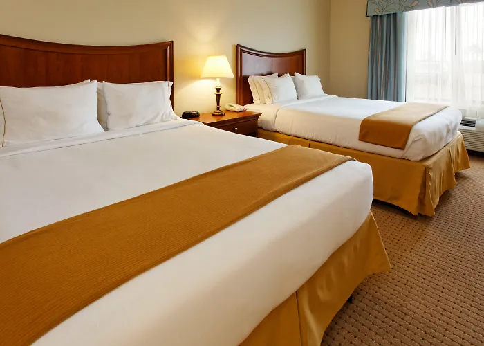 Holiday Inn Express Hotel & Suites Mansfield By Ihg