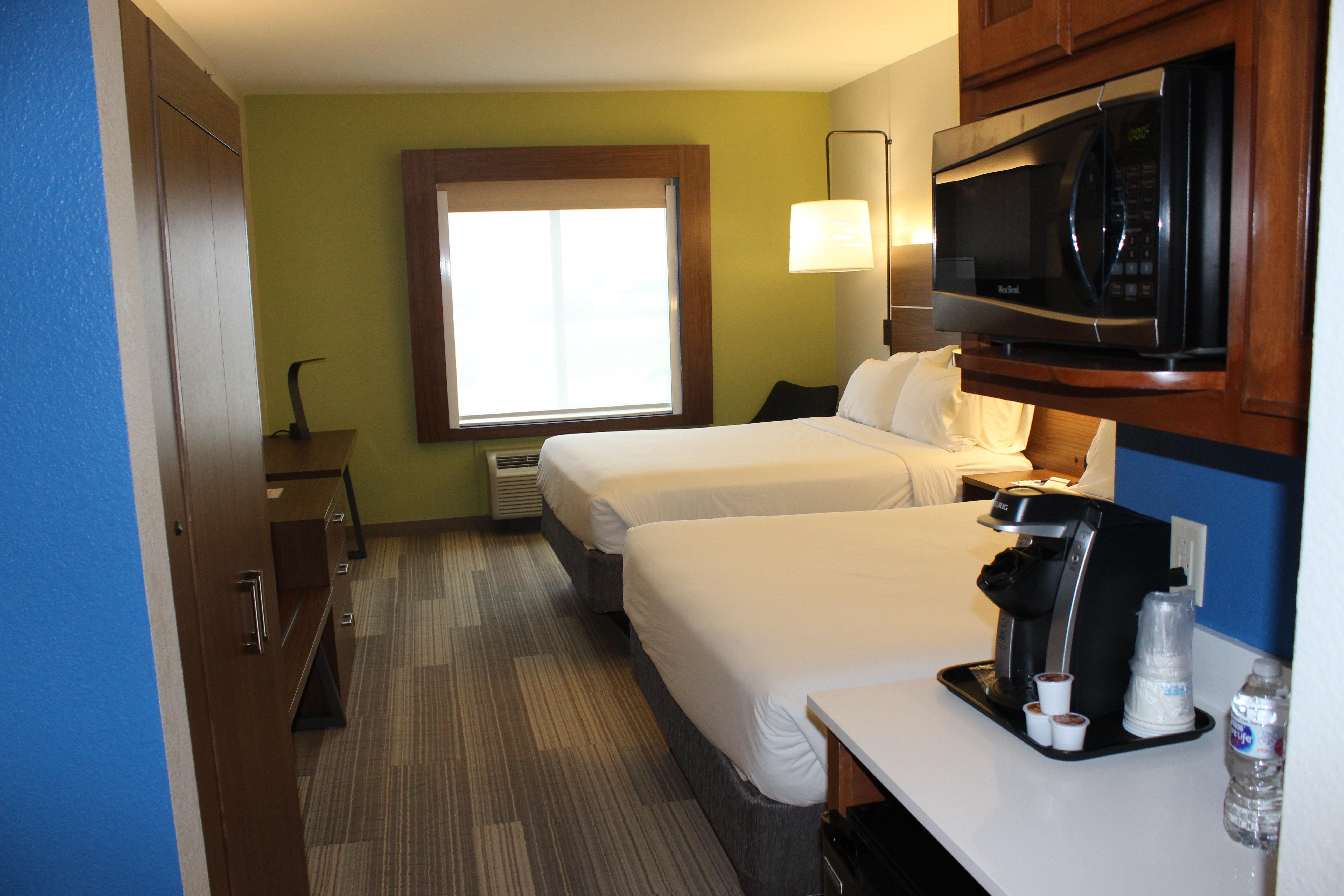Express & By Ihg