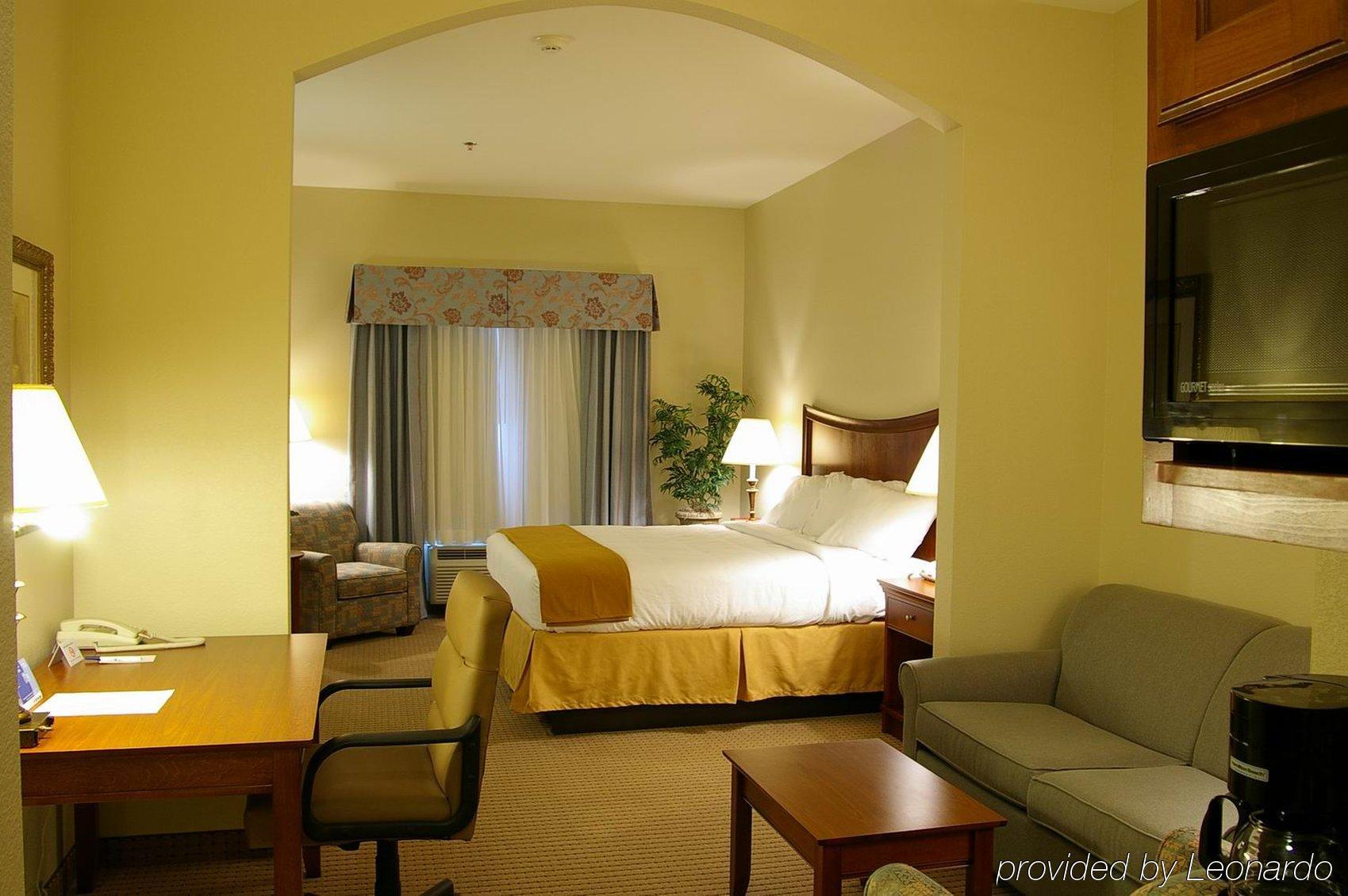 Express & By Ihg 2* Mansfield